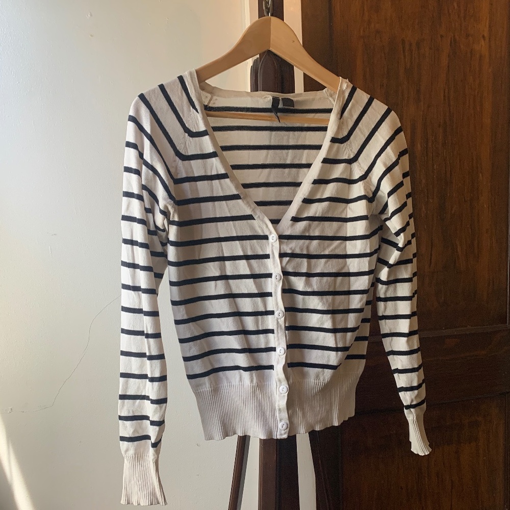 White Button Cardigan with Black Stripes